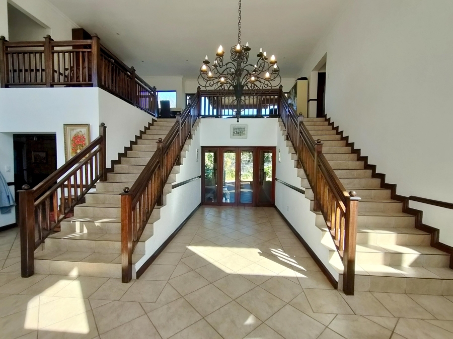 5 Bedroom Property for Sale in Birdwood Estate North West